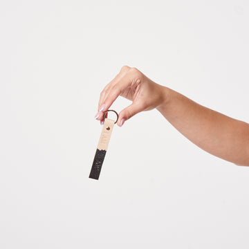 Llavero Cristina Negro