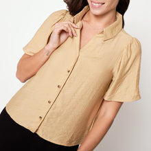 Cargar imagen en el visor de la galería, Blusa Batia Beige
