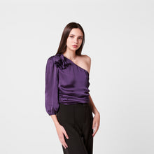 Cargar imagen en el visor de la galería, Blusa Caeli Morado
