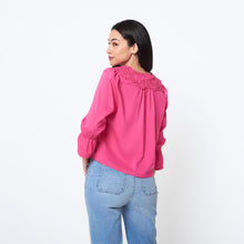 Cargar imagen en el visor de la galería, Blusa Fania Fucsia
