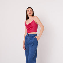 Cargar imagen en el visor de la galería, Blusa Fausta Fucsia
