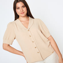 Cargar imagen en el visor de la galería, Blusa Nelia Beige
