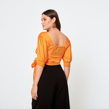 Cargar imagen en el visor de la galería, Blusa Samantha Naranja
