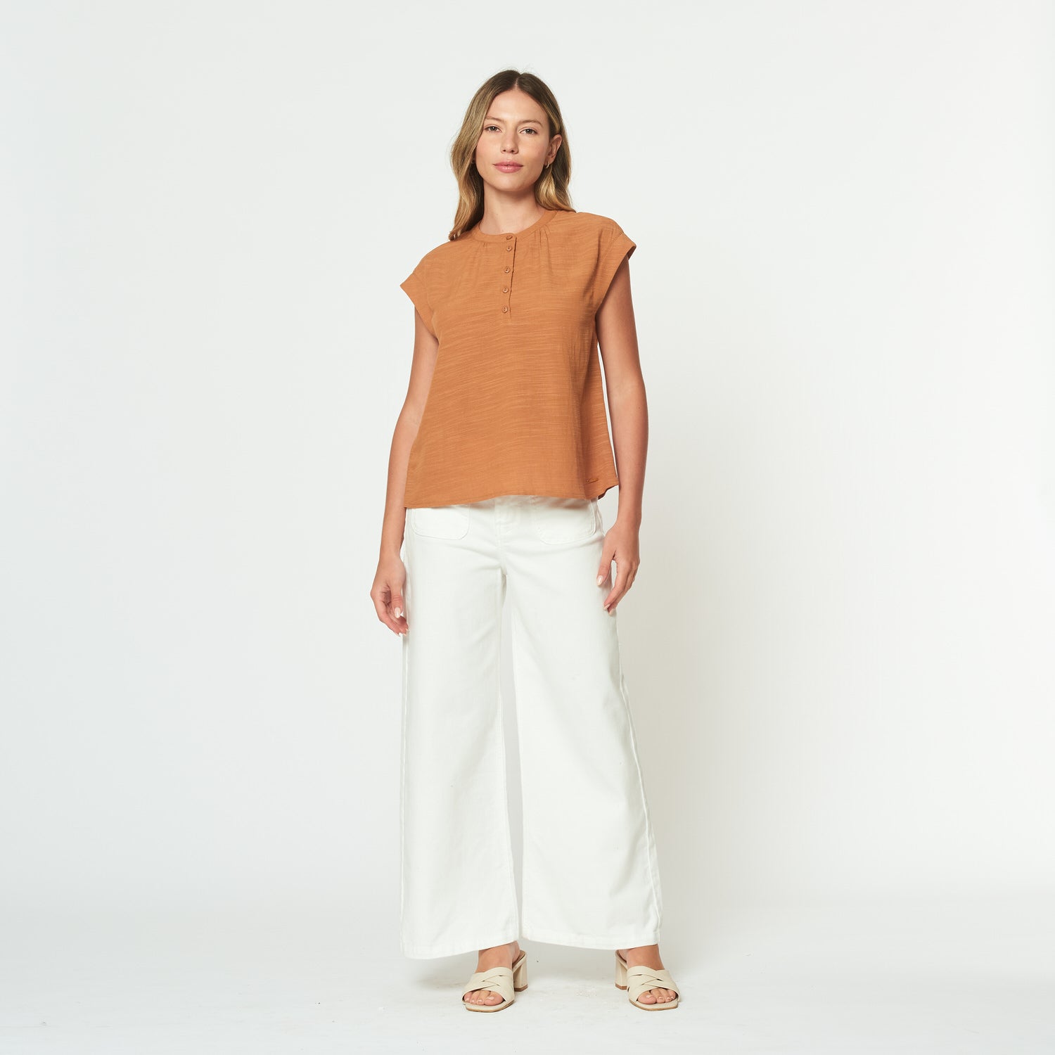 Blusa Sonia Camel