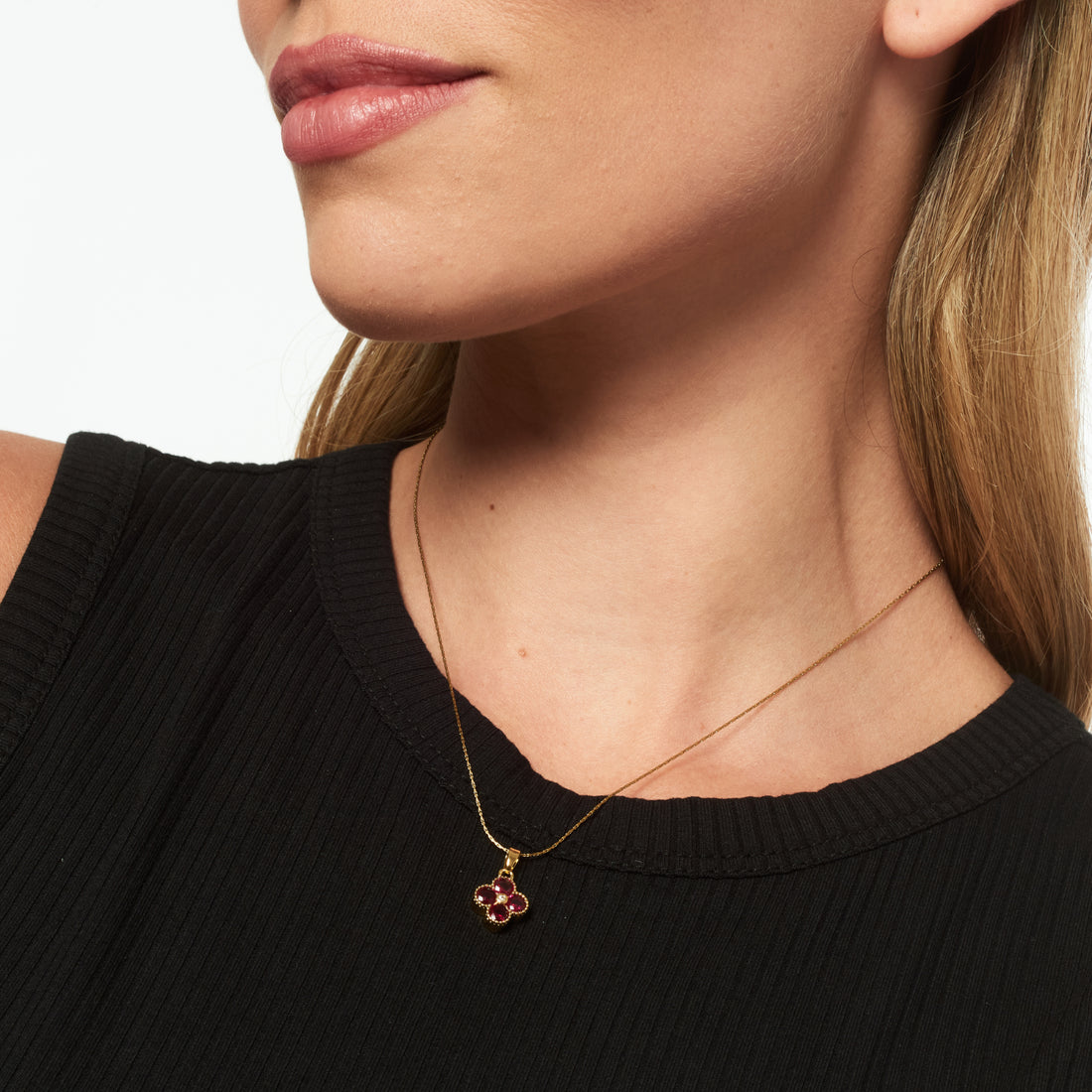 Collar Angela Dorado