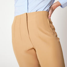 Cargar imagen en el visor de la galería, Pantalon Berberly Beige
