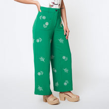 Cargar imagen en el visor de la galería, Pantalon Flor Verde
