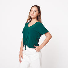 Cargar imagen en el visor de la galería, Polo Imma Verde
