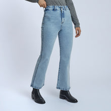 Cargar imagen en el visor de la galería, Jean Blanca Celeste
